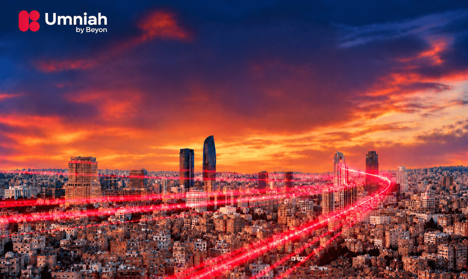 مشهد لمدينة عمّان عند الغروب مع خطوط اتصال مضيئة تجسد شبكة أمنية للموبايل والفايبر في الأردن