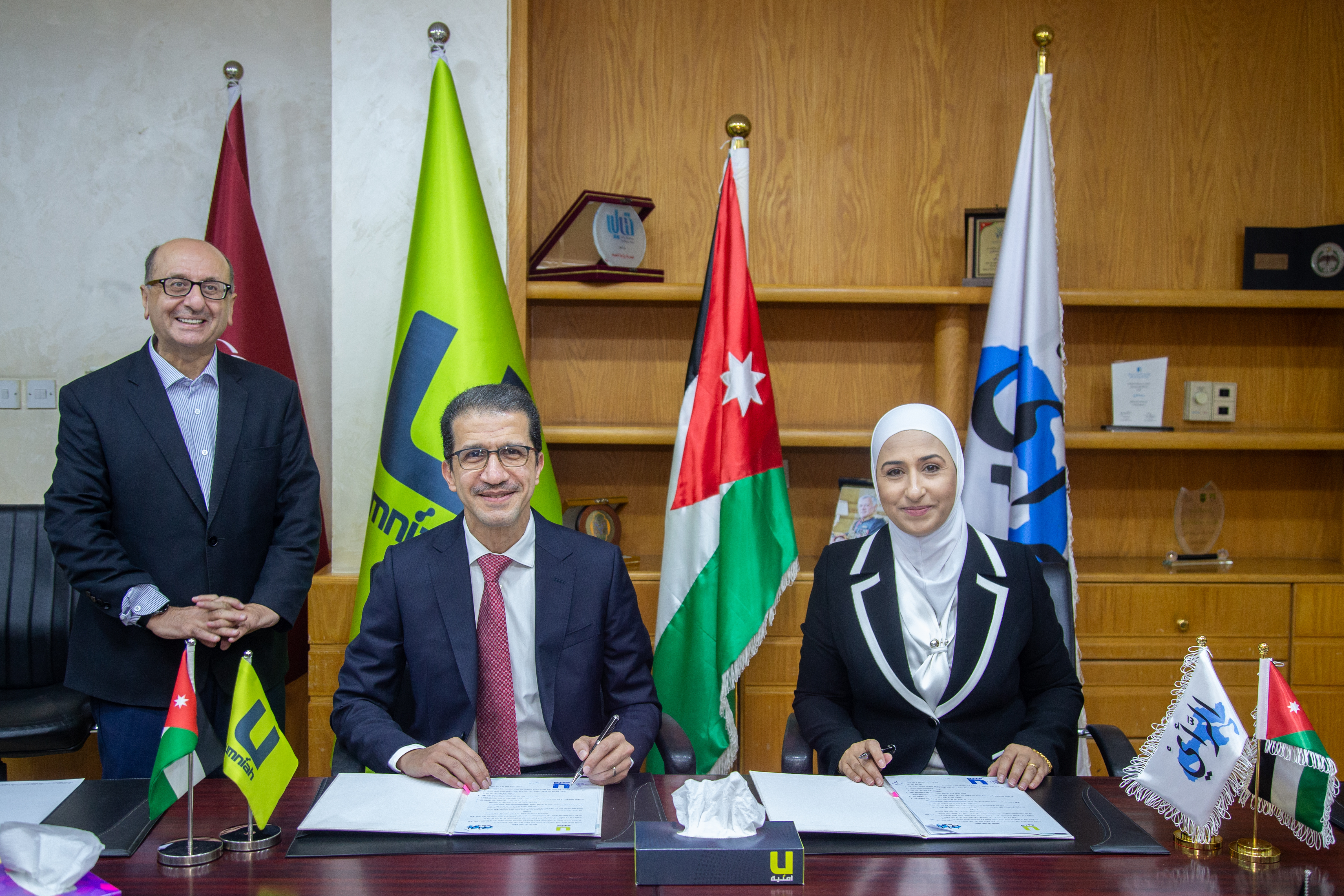 Al-Rai and Umniah sign a joint cooperation agreement