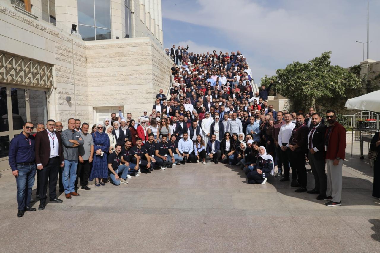 أمنية، إحدى شركات Beyon تجتمع في لقائها السنوي لتجسّد روح العائلة والرؤية المشتركة