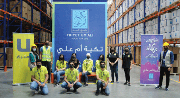 Umniah, with Tkiyet Um Ali, Supports 47 Families for One Year