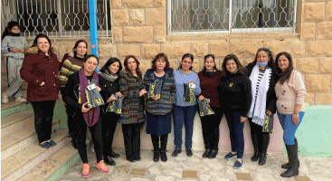 أمنية تكرّم الأمهات في الكرك بمناسبة عيد الأم